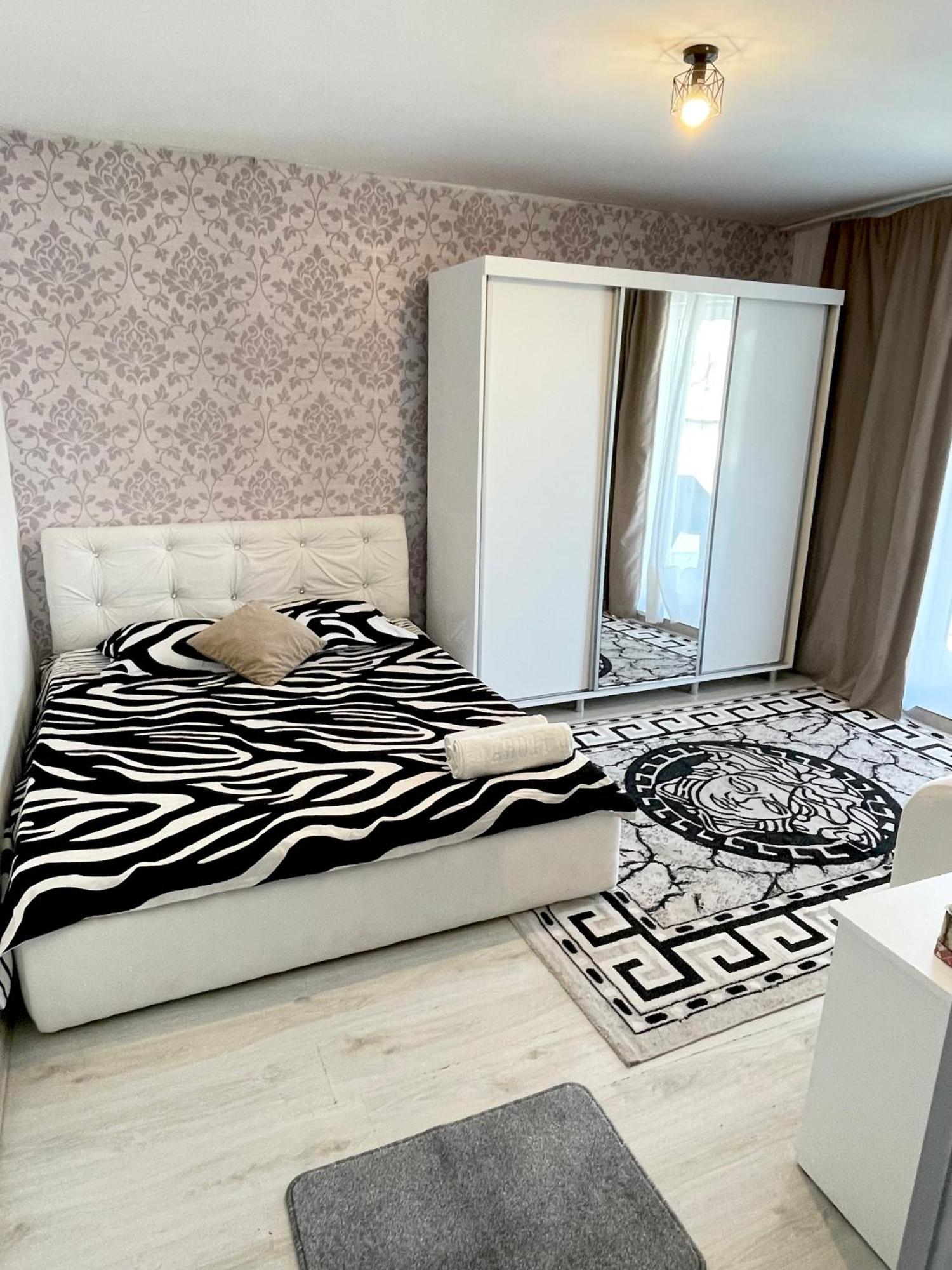 Vila Cris Apartments Navodari Dış mekan fotoğraf