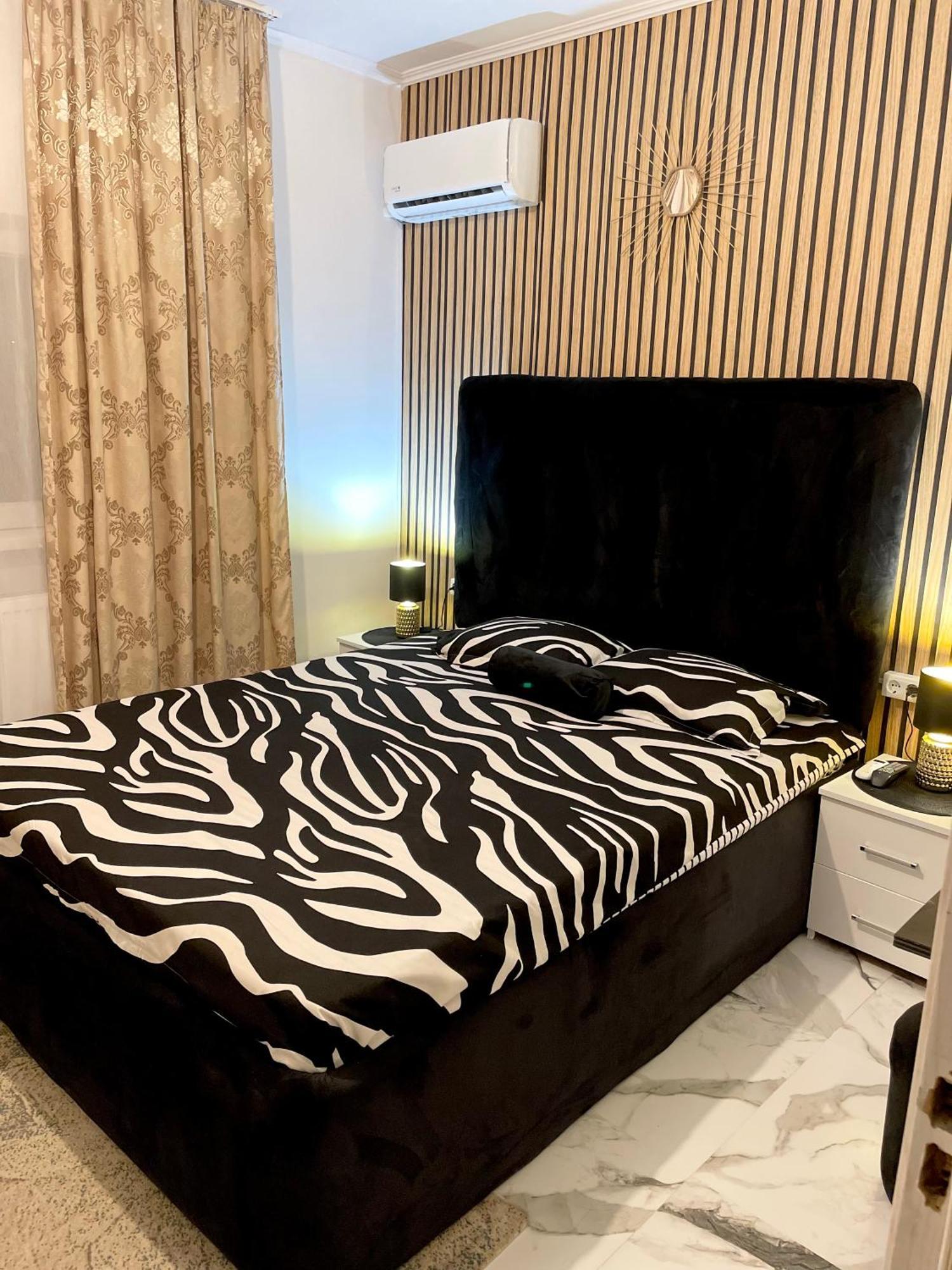 Vila Cris Apartments Navodari Dış mekan fotoğraf